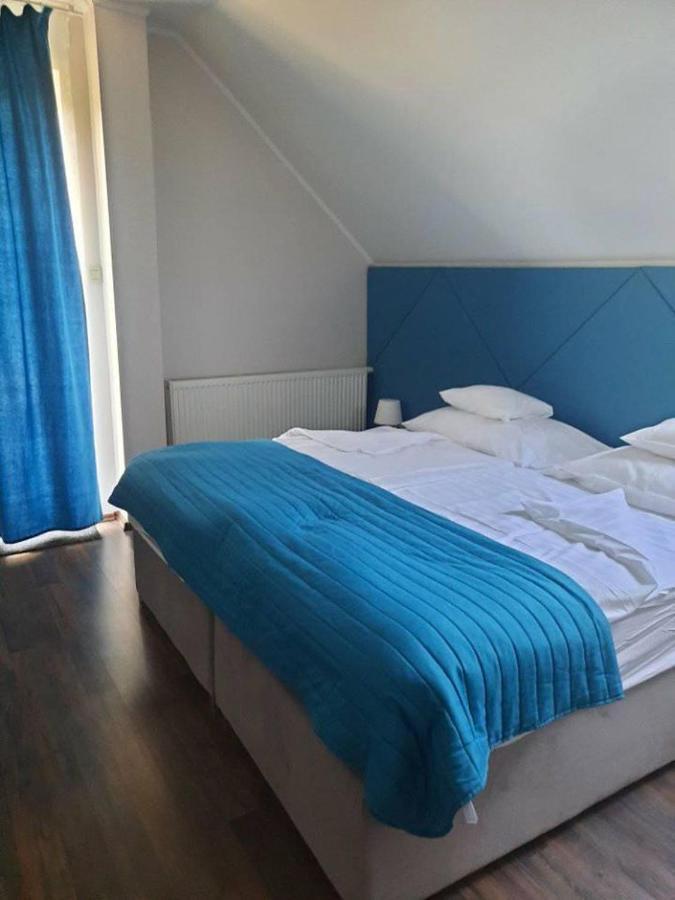 Caballus Lovasmajor Panzio Nyíregyháza Eksteriør bilde